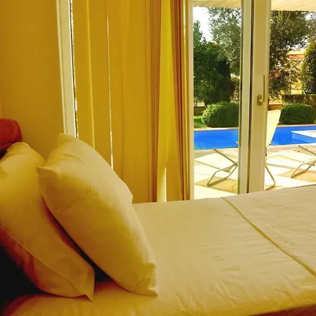 Otel Babylon Luxury With Private Pool And Indoor Heated Pool 4*