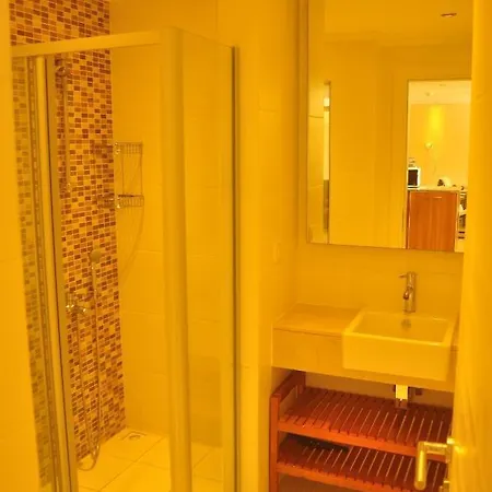 Babylon Luxury With Private Pool And Indoor Heated Pool فندق