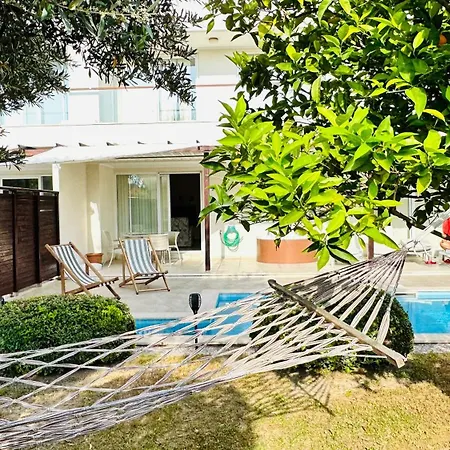 Villa Babylon Luxury With Private Pool And Indoor Heated Pool Side